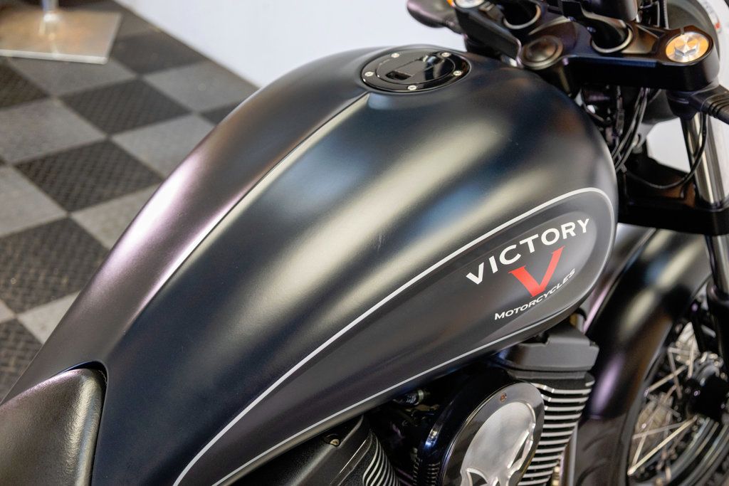 2015 VICTORY HIGH BALL BOBBER-CRUISER!!! - 23078597 - 13