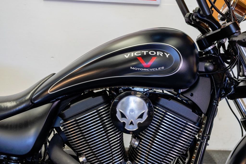 2015 VICTORY HIGH BALL BOBBER-CRUISER!!! - 23078597 - 18