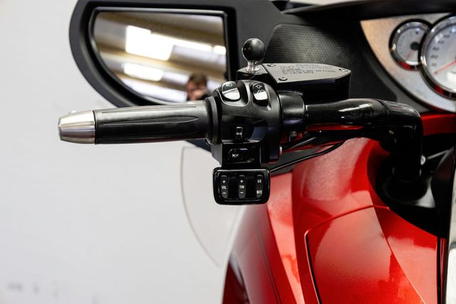 2015 VICTORY VISION ABS NICE TOURING BAGGER! - 23037503 - 9