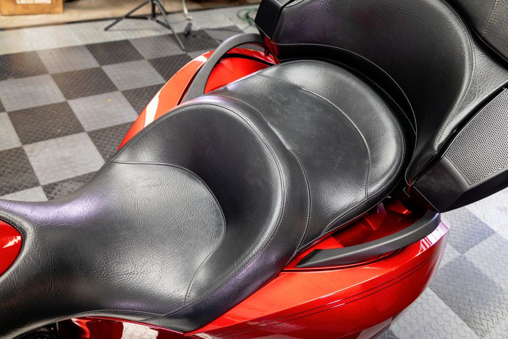 2015 VICTORY VISION ABS NICE TOURING BAGGER! - 23037503 - 15