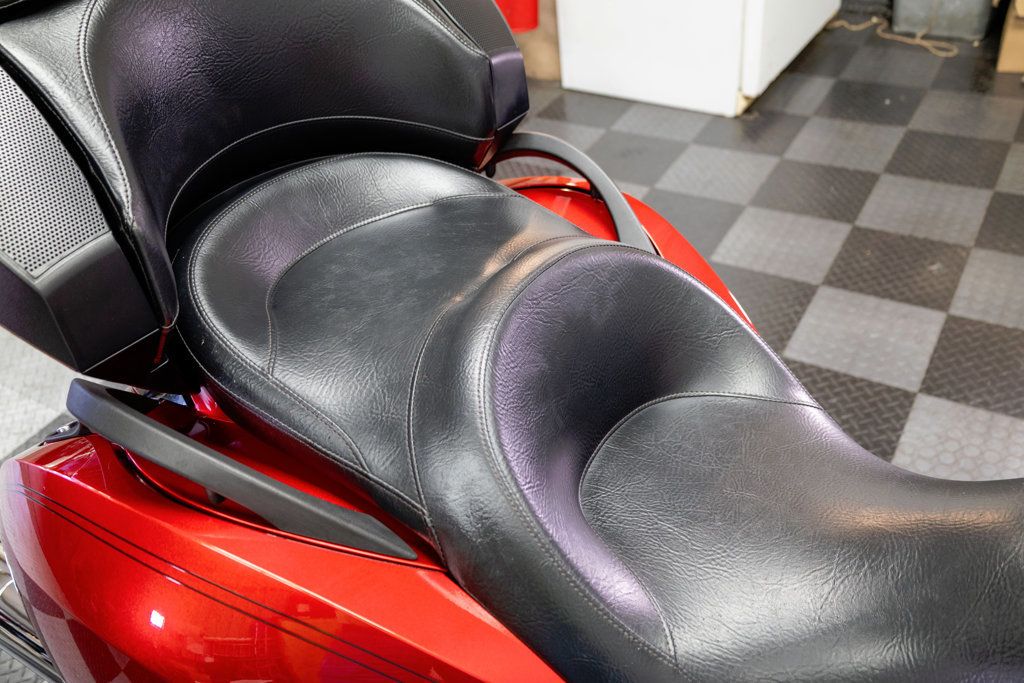 2015 VICTORY VISION ABS NICE TOURING BAGGER! - 23037503 - 16