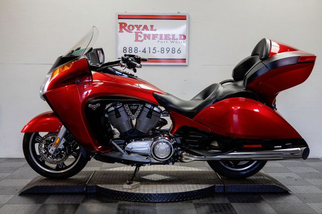 2015 VICTORY VISION ABS NICE TOURING BAGGER! - 23037503 - 1