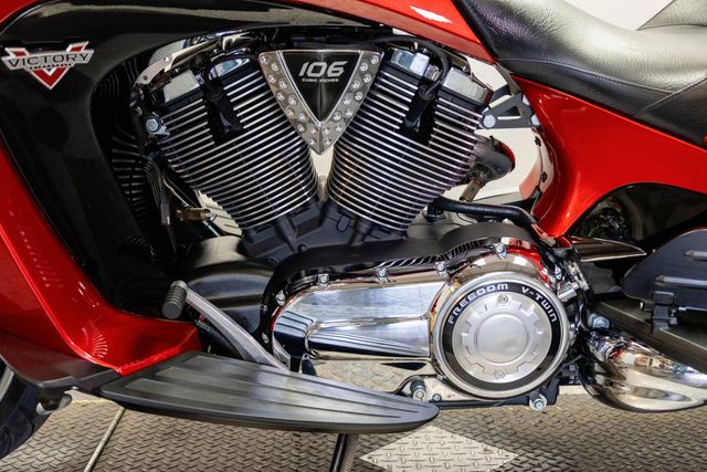 2015 VICTORY VISION ABS NICE TOURING BAGGER! - 23037503 - 23
