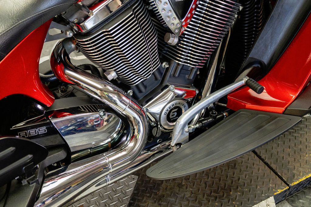 2015 VICTORY VISION ABS NICE TOURING BAGGER! - 23037503 - 24