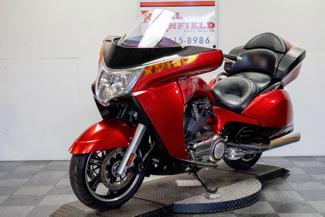 2015 VICTORY VISION ABS NICE TOURING BAGGER! - 23037503 - 4