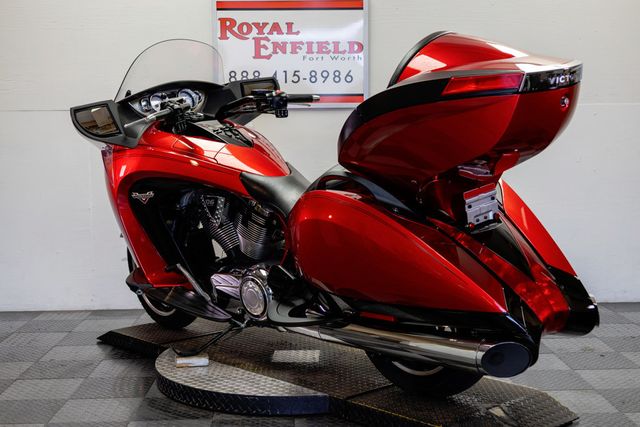 2015 VICTORY VISION ABS NICE TOURING BAGGER! - 23037503 - 5