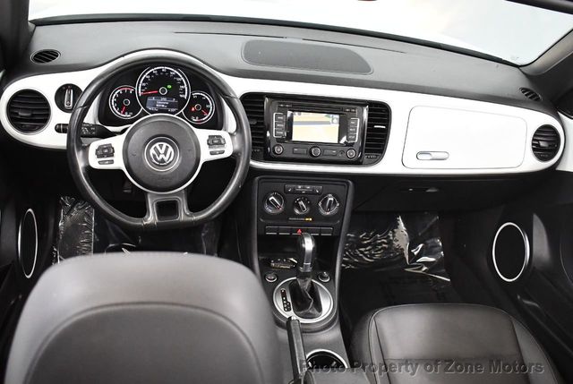 2015 Volkswagen Beetle Convertible 2dr Automatic 1.8T Classic - 22039597 - 11