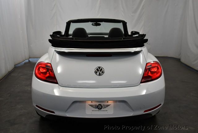 2015 Volkswagen Beetle Convertible 2dr Automatic 1.8T Classic - 22039597 - 15