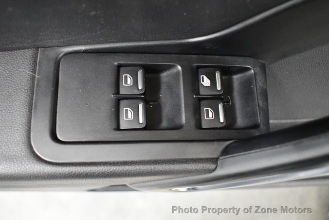 2015 Volkswagen Beetle Convertible 2dr Automatic 1.8T Classic - 22039597 - 25