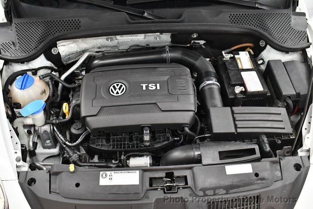 2015 Volkswagen Beetle Convertible 2dr Automatic 1.8T Classic - 22039597 - 39