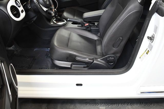 2015 Volkswagen Beetle Convertible 2dr Automatic 1.8T Classic - 22039597 - 5