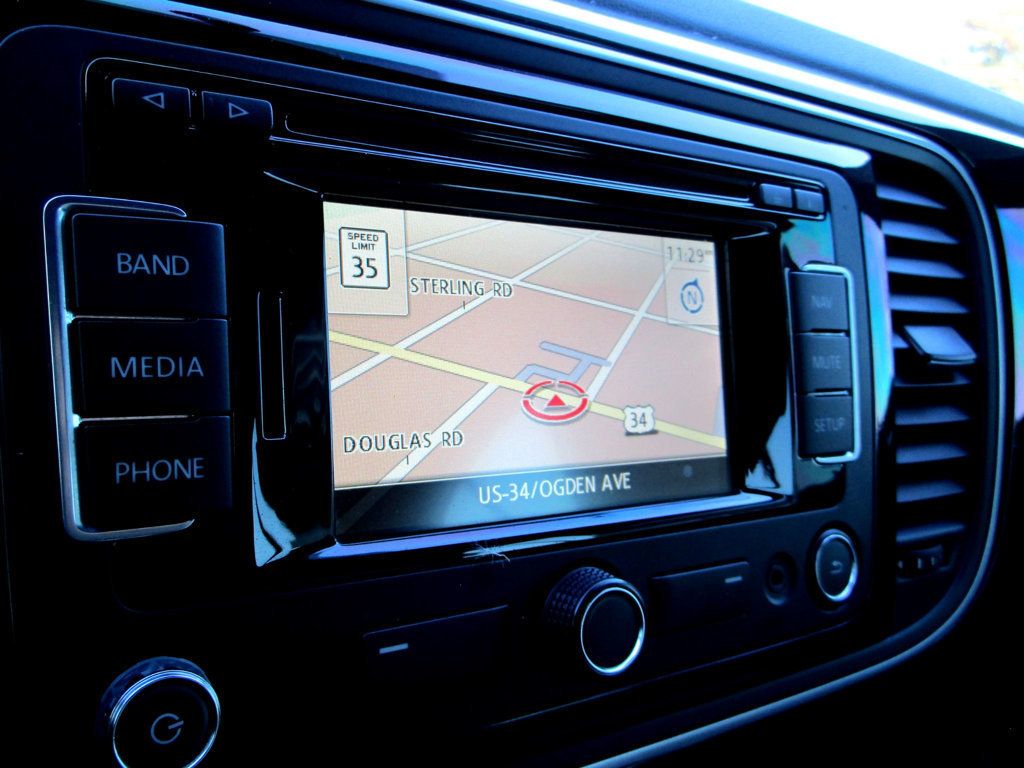 2015 Volkswagen Beetle Convertible 2dr Automatic 1.8T Classic - 22940176 - 2