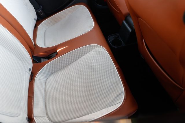 2015 Volkswagen Beetle Convertible 2dr Automatic 1.8T Classic - 22972678 - 14