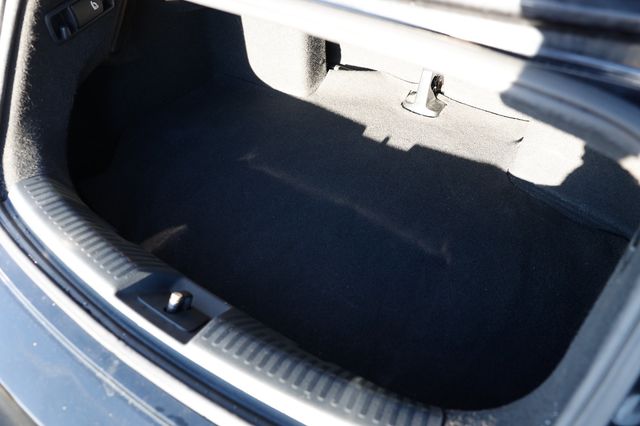 2015 Volkswagen Beetle Convertible 2dr Automatic 1.8T Classic - 22972678 - 27