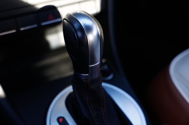 2015 Volkswagen Beetle Convertible 2dr Automatic 1.8T Classic - 22972678 - 41