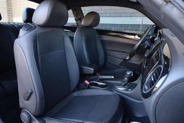 2015 Volkswagen Beetle Coupe 1.8T - 23036742 - 15
