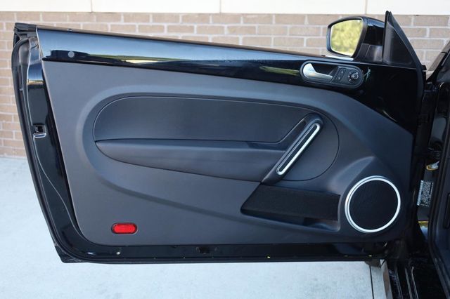 2015 Volkswagen Beetle Coupe 1.8T - 23036742 - 7