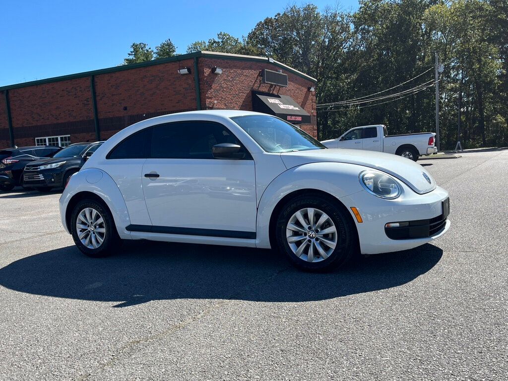 2015 Volkswagen Beetle Coupe 2dr Automatic 1.8T Classic - 22929339 - 2