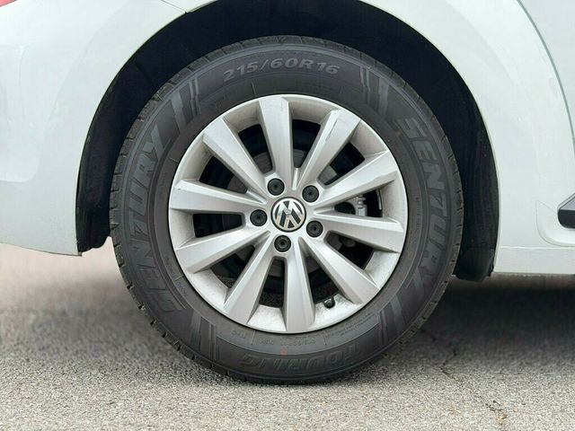 2015 Volkswagen Beetle Coupe 2dr Automatic 1.8T Classic - 22957672 - 18