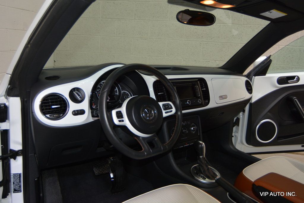 2015 Volkswagen Beetle Coupe 2dr Automatic 1.8T Classic - 23034767 - 8
