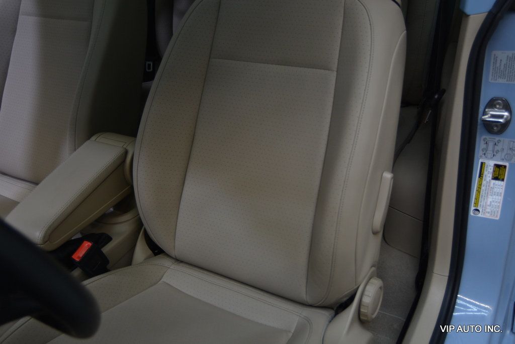 2015 Volkswagen Beetle Coupe 2dr Automatic 1.8T PZEV - 22984436 - 12