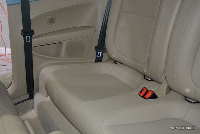 2015 Volkswagen Beetle Coupe 2dr Automatic 1.8T PZEV - 22984436 - 19