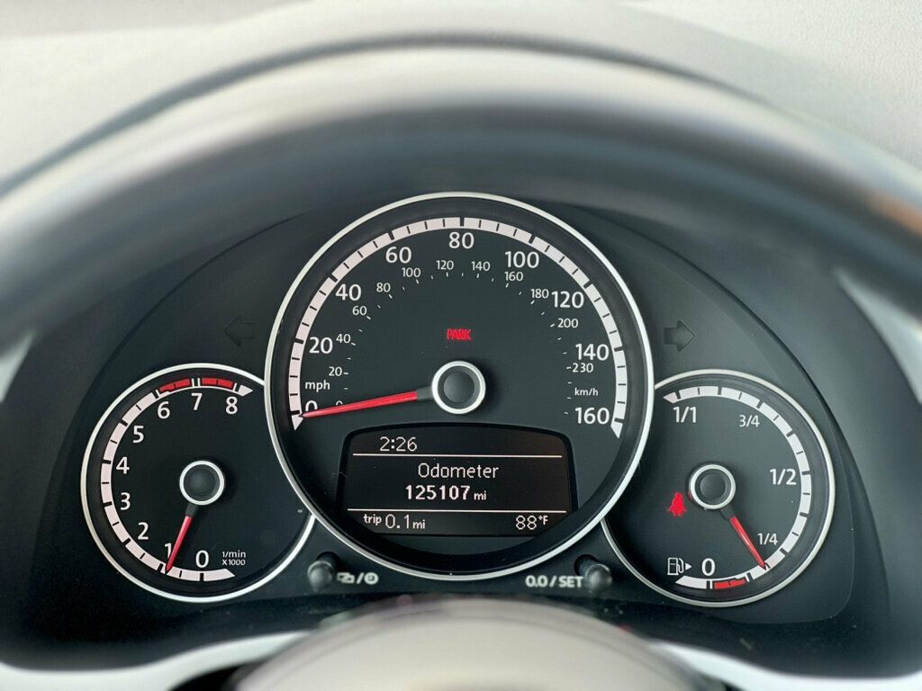 2015 Volkswagen Beetle Coupe R-LINE - 23050365 - 18