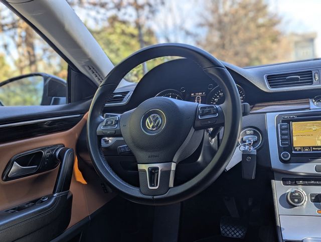 2015 Volkswagen CC 4dr Sedan DSG Executive - 22964186 - 18