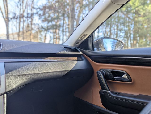 2015 Volkswagen CC 4dr Sedan DSG Executive - 22964186 - 19