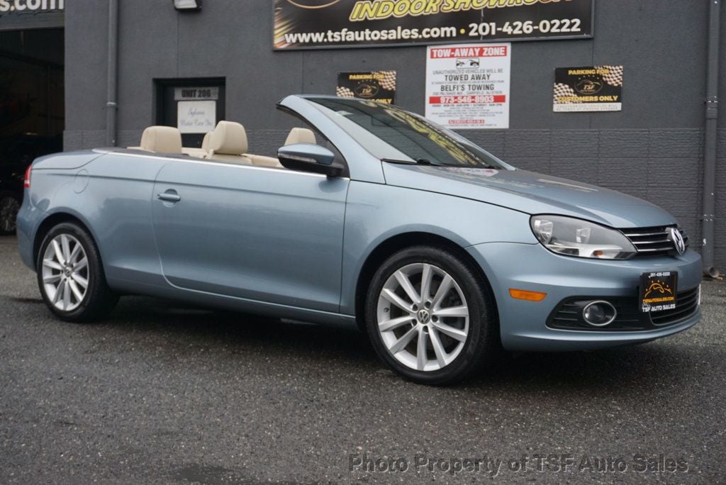 2015 Volkswagen Eos 2dr Convertible Komfort - 22766399 - 10