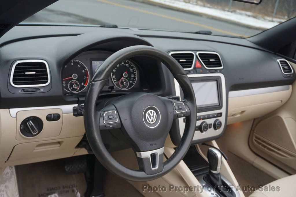 2015 Volkswagen Eos 2dr Convertible Komfort - 22766399 - 15