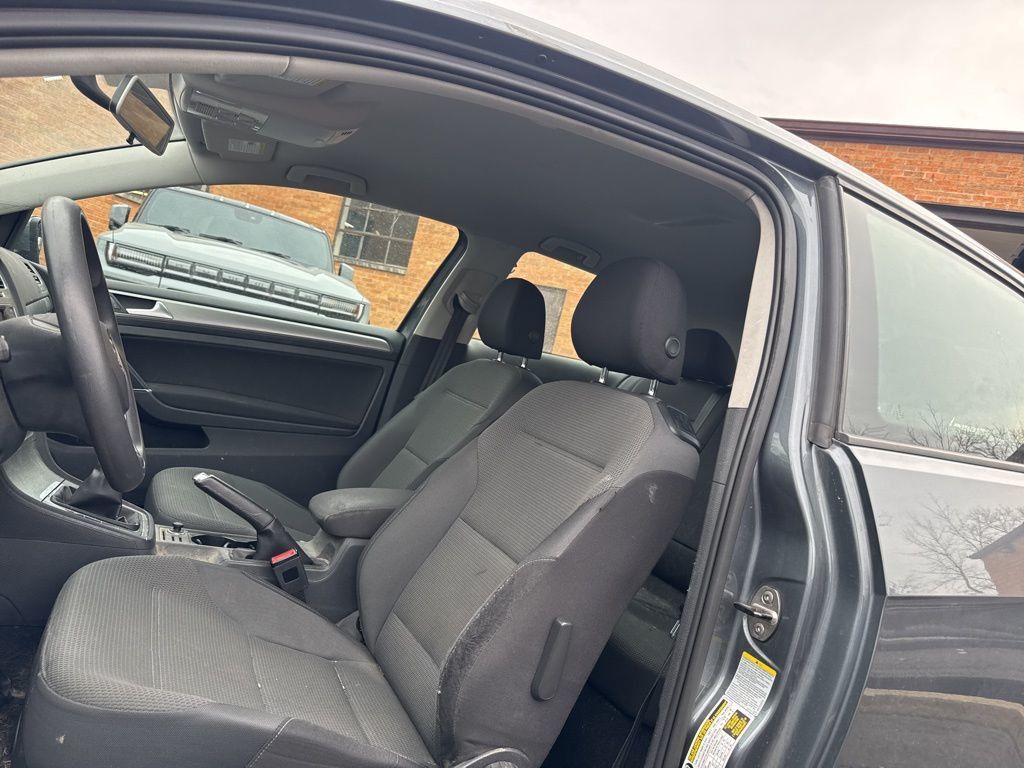 2015 Volkswagen Golf  - 23003080 - 6