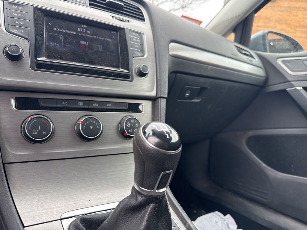 2015 Volkswagen Golf  - 23003080 - 7