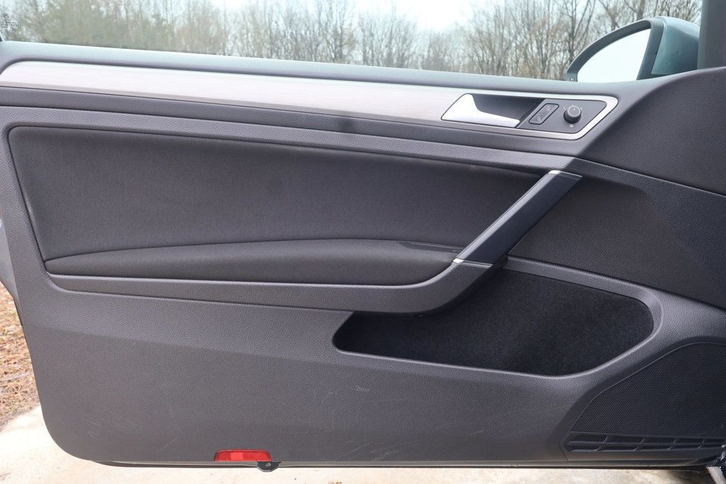 2015 Volkswagen Golf 2dr Hatchback Manual Launch Edition - 22940766 - 13