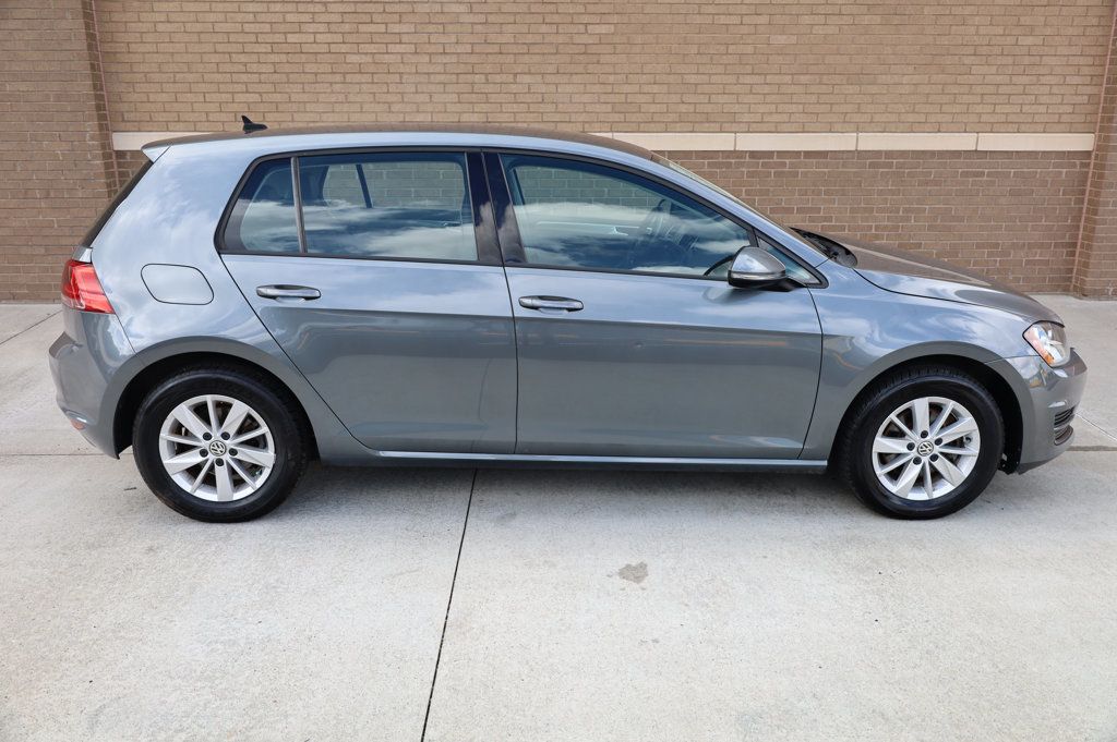 2015 Volkswagen Golf TSI S photo 4