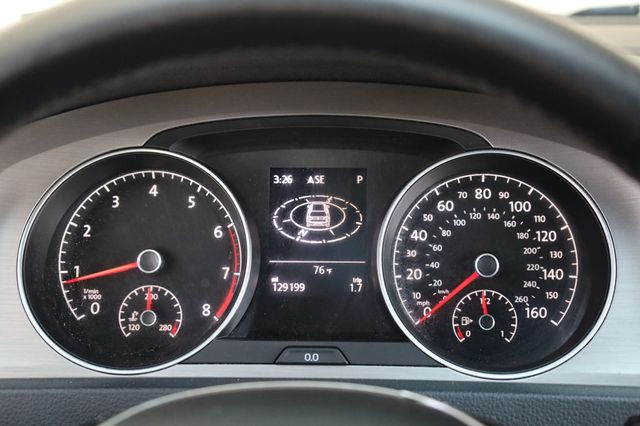 2015 Volkswagen Golf 4dr Hatchback Automatic TSI SE - 22978517 - 39