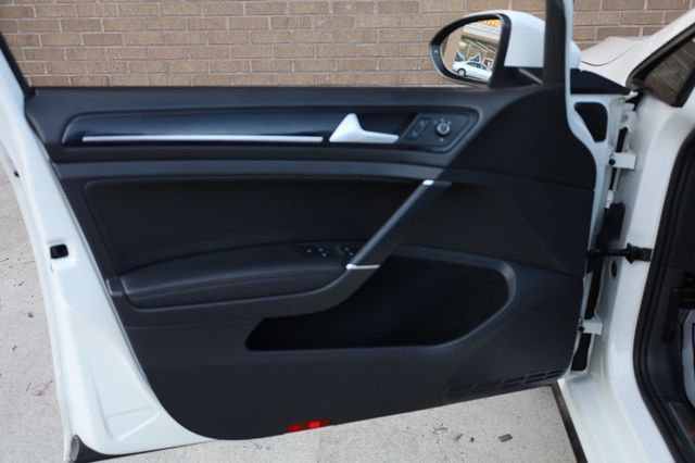 2015 Volkswagen Golf GTI 2dr HB Man SE w/Performance Pkg - 22928737 - 11