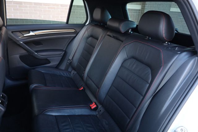 2015 Volkswagen Golf GTI 2dr HB Man SE w/Performance Pkg - 22928737 - 18