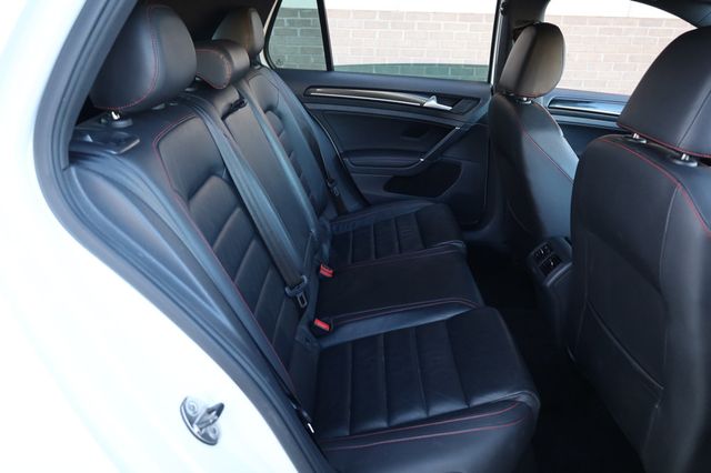 2015 Volkswagen Golf GTI 2dr HB Man SE w/Performance Pkg - 22928737 - 21