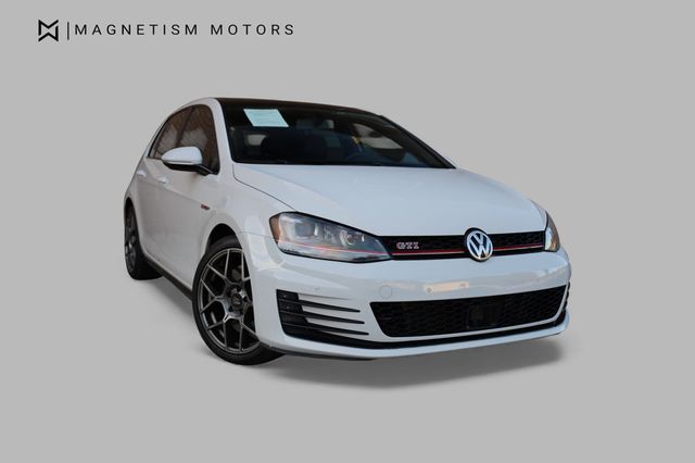 2015 Volkswagen Golf GTI 2dr HB Man SE w/Performance Pkg - 22928737 - 3