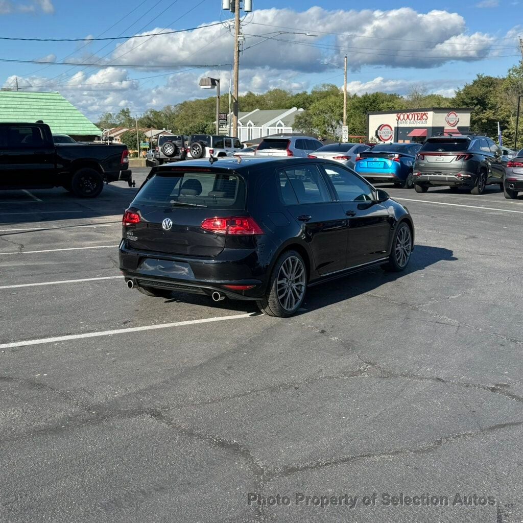 Volkswagen Golf GTI photo 14