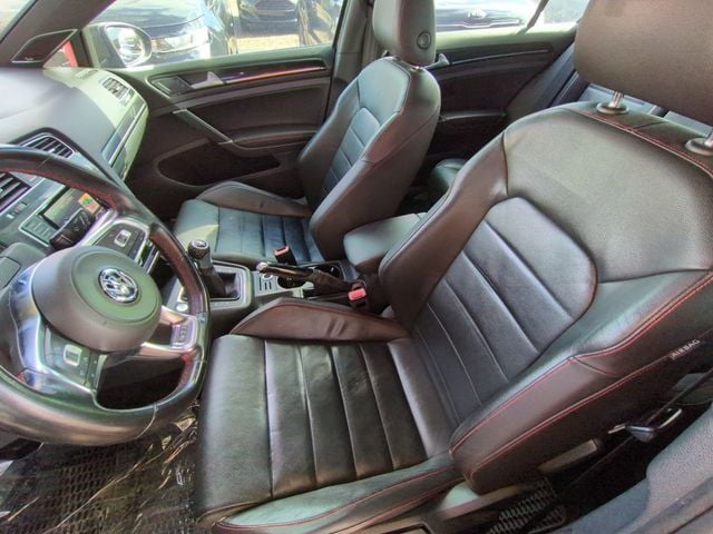 2015 Volkswagen Golf GTI SE - 22949885 - 13
