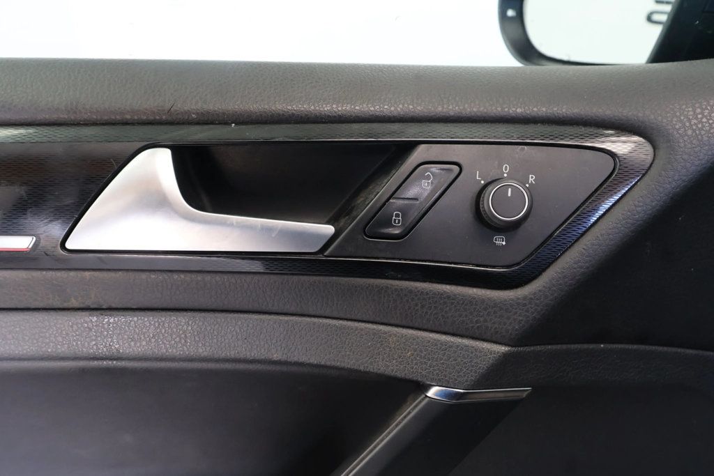 2015 Volkswagen Golf GTI S Hatchback Sedan 4D - 22913576 - 12