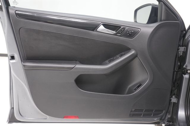 2015 Volkswagen Jetta Sedan  - 23035290 - 13