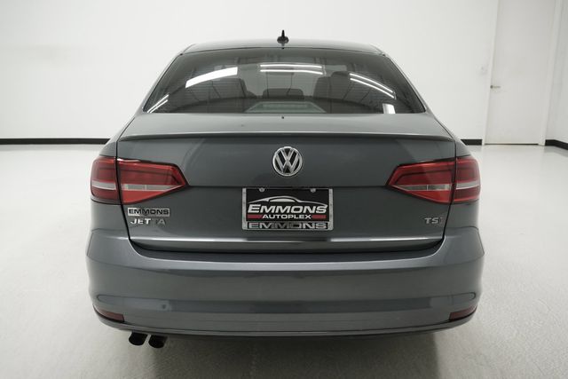 2015 Volkswagen Jetta Sedan  - 23035290 - 4
