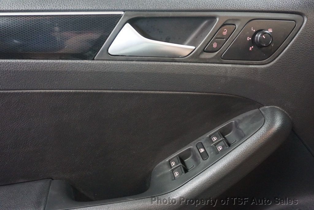 2015 Volkswagen Jetta Sedan 4dr Automatic 1.8T Sport - 23015494 - 24