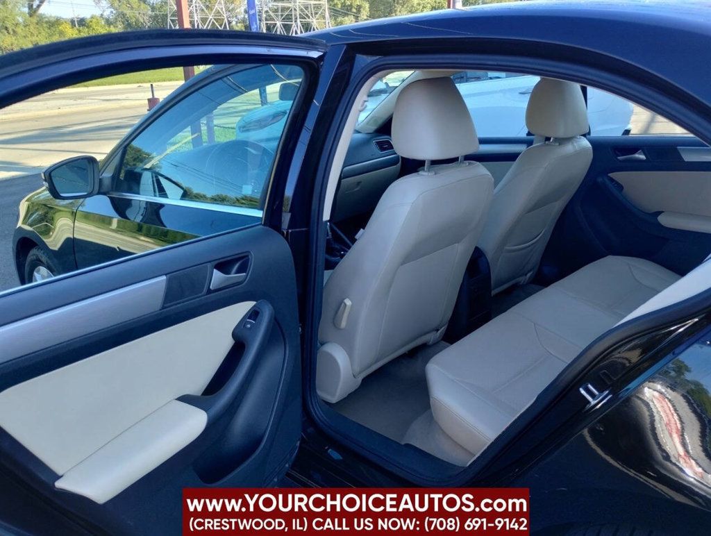 2015 Volkswagen Jetta Sedan 4dr Automatic 1.8T Sport PZEV - 22909853 - 16