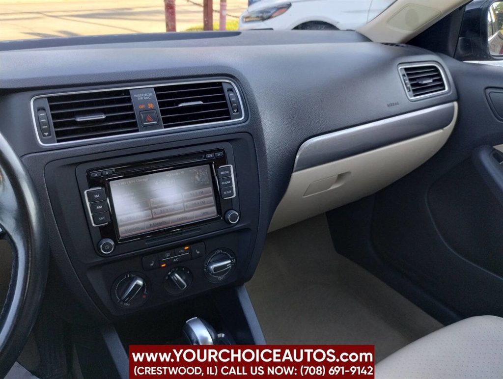 2015 Volkswagen Jetta Sedan 4dr Automatic 1.8T Sport PZEV - 22909853 - 31