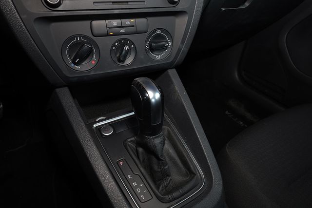 2015 VOLKSWAGEN Jetta Sedan 4dr Automatic 2.0L S - 23004439 - 22