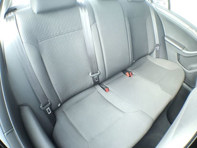 2015 Volkswagen Jetta Sedan BASE - 22655265 - 18